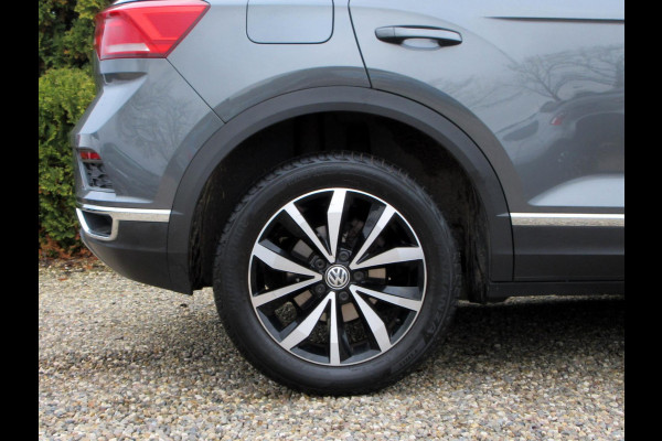 Volkswagen T-Roc 1.0 TSI Style*Navi*Camera*Carplay*