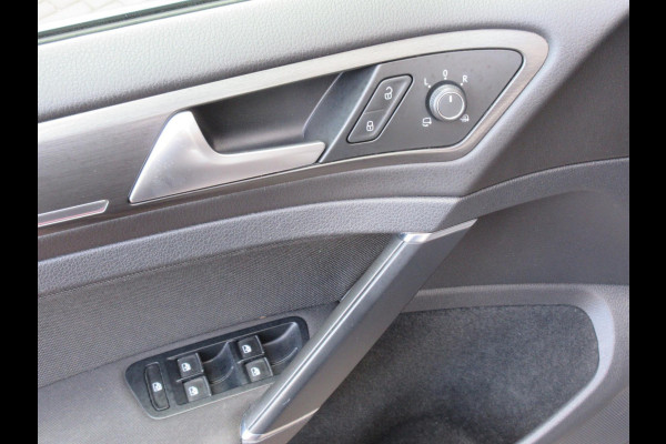 Volkswagen Golf 2.0 TSI GTI Performance Aut Virtual Camera Carplay Pano