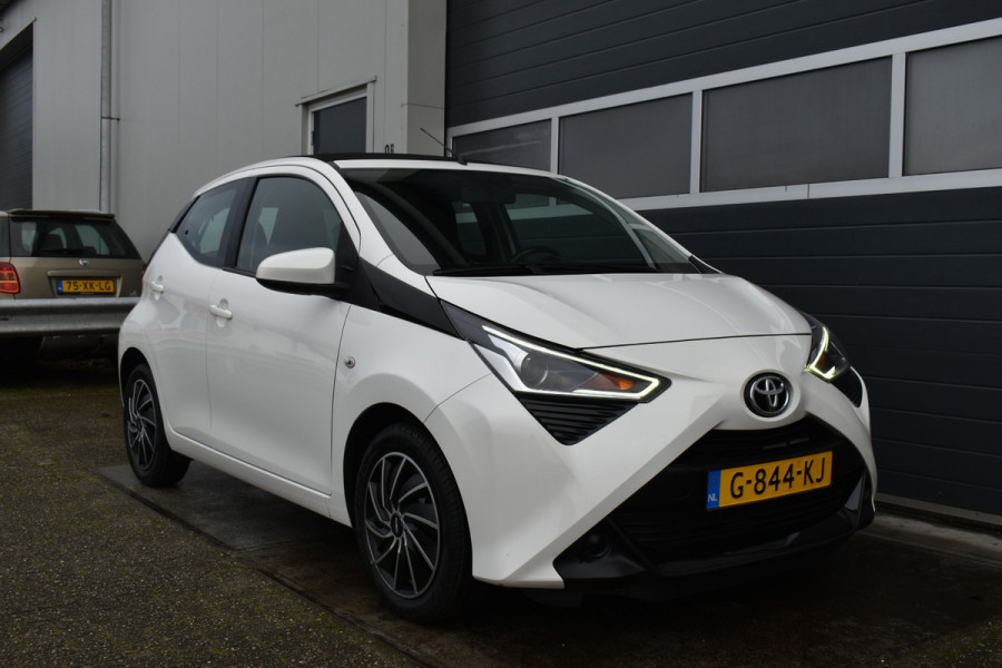 Toyota Aygo 1.0 VVT-i x-play limited