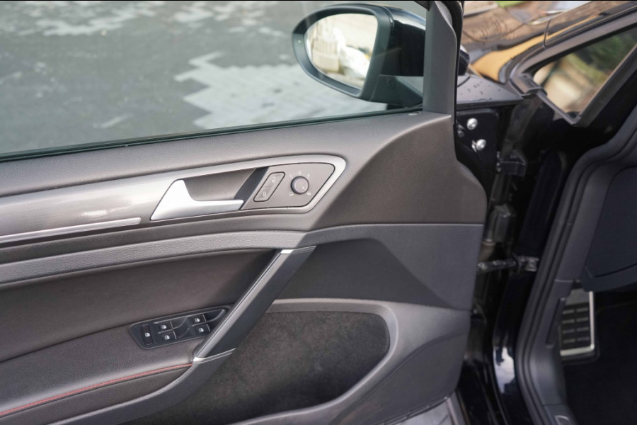 Volkswagen Golf 7.5 GTI Performance 245PK DSG