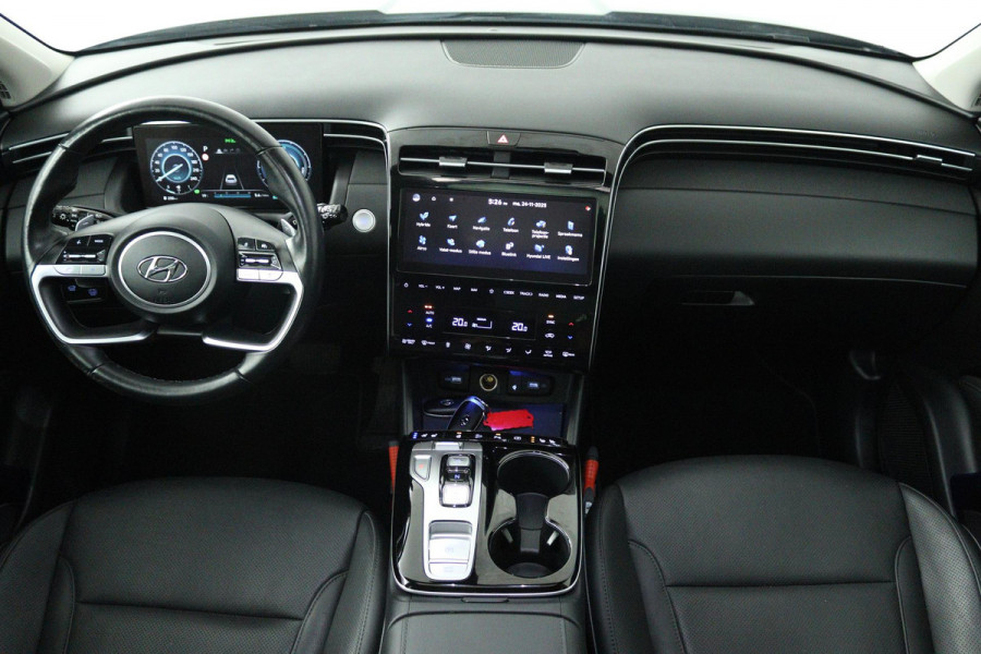 Hyundai Tucson 1.6 T-GDI HEV Premium Sky (PANORAMADAK, CAMERA, STOELVERWARMING/KOELING, STUURVERWARMING, CRUISE ADAPTIEF)