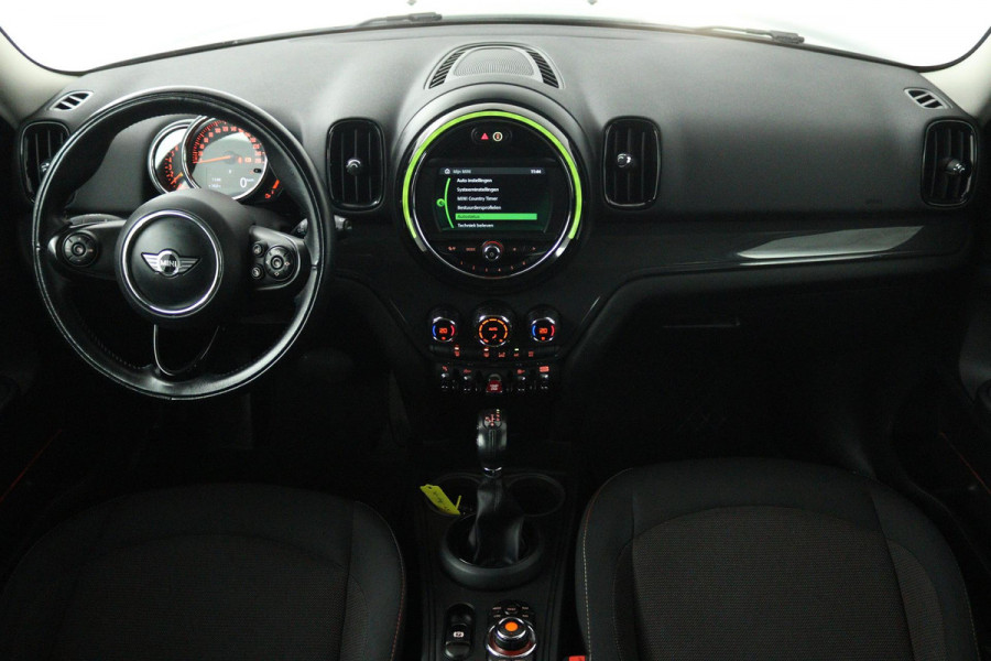 MINI Countryman 1.5 Cooper Chili (TREKHAAK, CRUISE CONTROL, NAVIGATIE, PARKEERSENSOREN, AUTOMAAT)