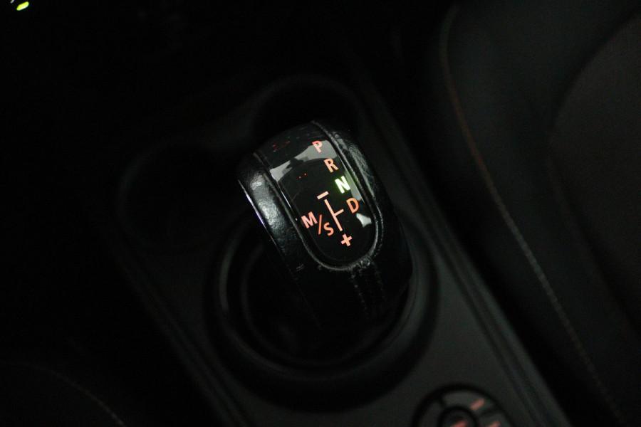 MINI Countryman 1.5 Cooper Chili (TREKHAAK, CRUISE CONTROL, NAVIGATIE, PARKEERSENSOREN, AUTOMAAT)