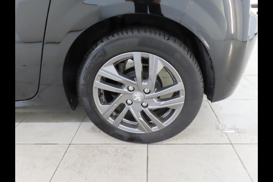 Peugeot 208 1.2 PureTech Active Pack Airco ECC Navi Carplay Cruise Control Full LED Parkeersensoren Camera achter