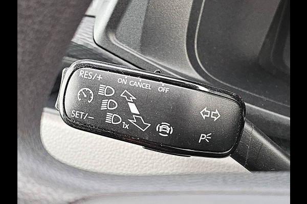 Volkswagen Transporter 2.0 TDI L2H1 Automaat Airco Achterdeuren 3 Zits Cruise Control Euro6 150 PK!