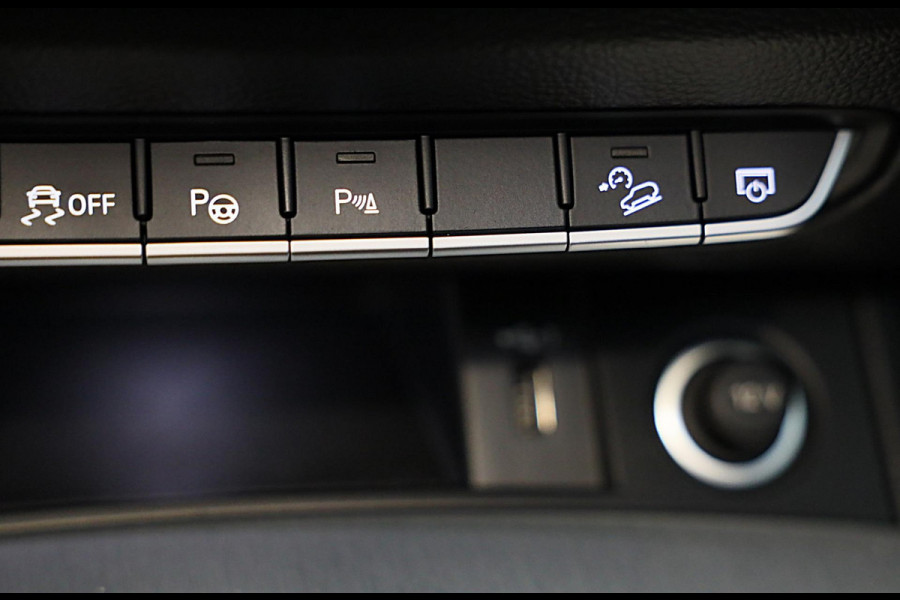 Audi Q5 Sportback 55 TFSI e Quattro SQ5 Look / Acc / 360 Camera / Navi / Lane Assist / Virtual Cockpit / Open Pano / Led / 22 Inch