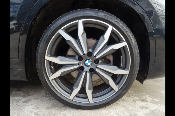 BMW X1 sDrive18i High Executive * M-PAKKET * 20 INCH * HEAD-UP * DEALER ONDERH. !!
