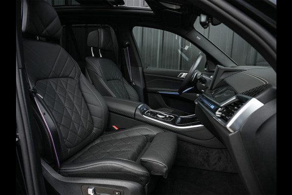 BMW X5 XDRIVE 50e | M-SPORT PRO | PANORAMADAK | AMBIANCE INTEIRUER | ACTIVE CRUISE | ICONIC GLOW | CARBON BLACK | COMFORT ACCESS | COMF