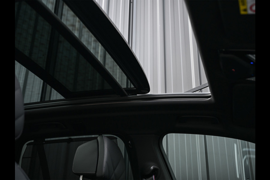 BMW X5 XDRIVE 50e | M-SPORT PRO | PANORAMADAK | AMBIANCE INTEIRUER | ACTIVE CRUISE | ICONIC GLOW | CARBON BLACK | COMFORT ACCESS | COMF