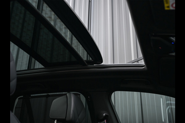 BMW X5 XDRIVE 50e | M-SPORT PRO | PANORAMADAK | AMBIANCE INTEIRUER | ACTIVE CRUISE | ICONIC GLOW | CARBON BLACK | COMFORT ACCESS | COMF