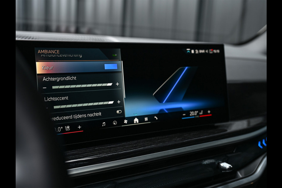 BMW X5 XDRIVE 50e | M-SPORT PRO | PANORAMADAK | AMBIANCE INTEIRUER | ACTIVE CRUISE | ICONIC GLOW | CARBON BLACK | COMFORT ACCESS | COMF