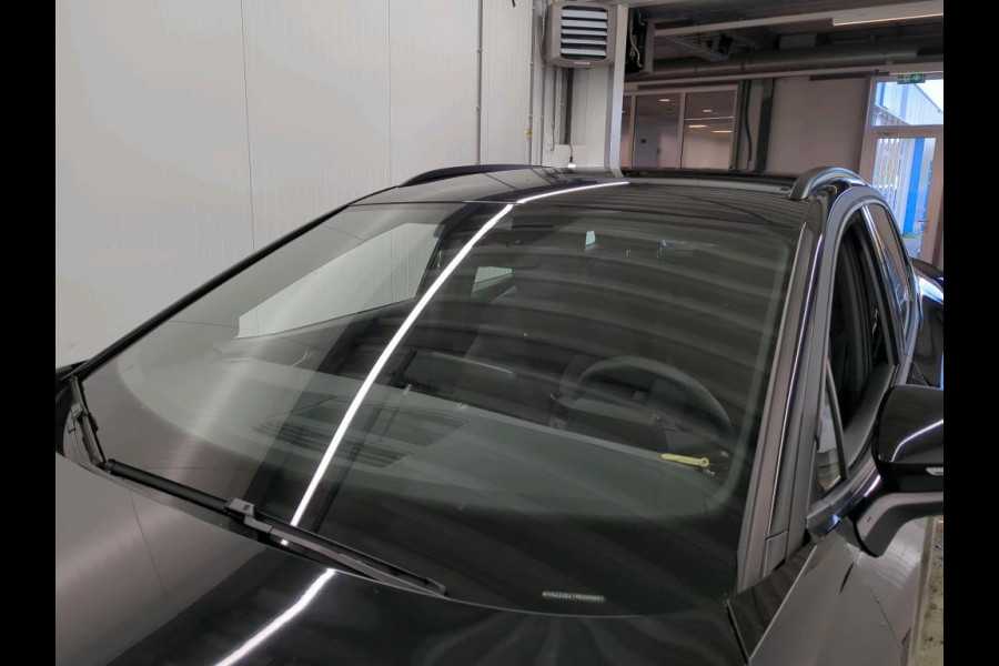 Volkswagen ID.4 Pro 77 kWh Airco ECC Navi Carplay Adaptive Cruise Control PDC VA 19" LM Velgen Ambiente verlichting