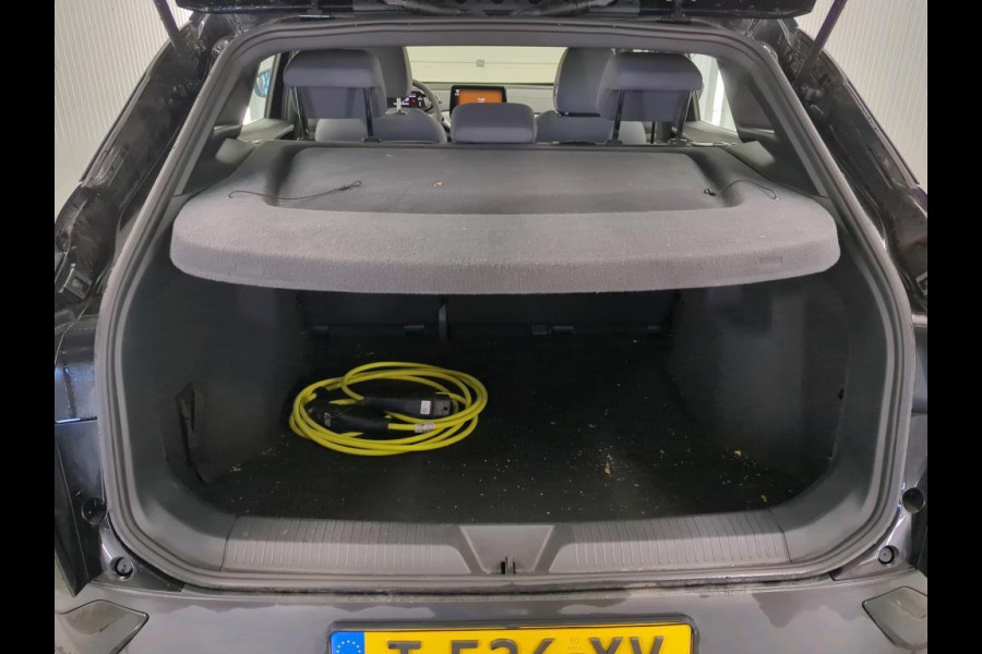 Volkswagen ID.4 Pro 77 kWh Airco ECC Navi Carplay Adaptive Cruise Control PDC VA 19" LM Velgen Ambiente verlichting