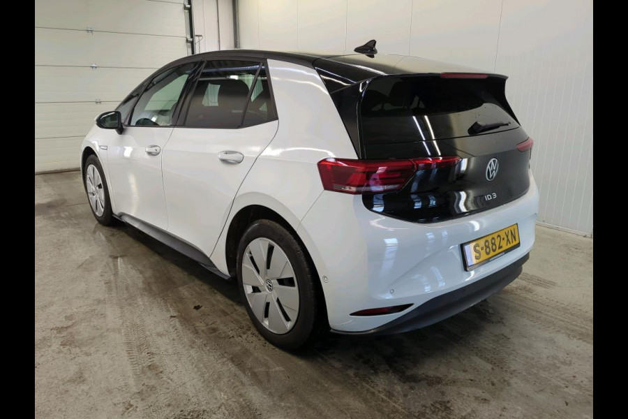 Volkswagen ID.3 Pro Edition 58 kWh Airco ECC Navi Carplay PDC VA + Camera Adaptive Cruise Control Full LED Stoel/Stuurverwarming Alcantara bekleding