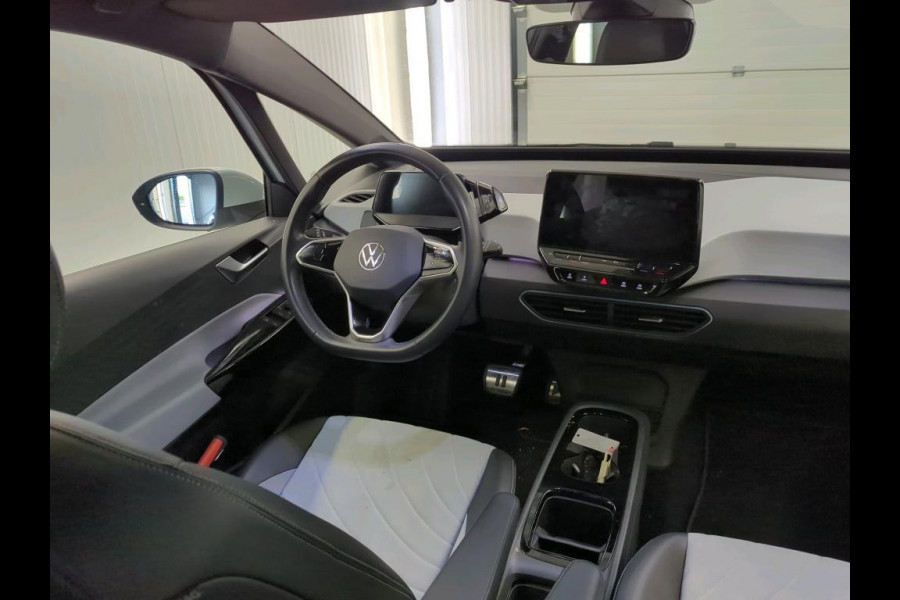 Volkswagen ID.3 Pro Edition 58 kWh Airco ECC Navi Carplay PDC VA + Camera Adaptive Cruise Control Full LED Stoel/Stuurverwarming Alcantara bekleding