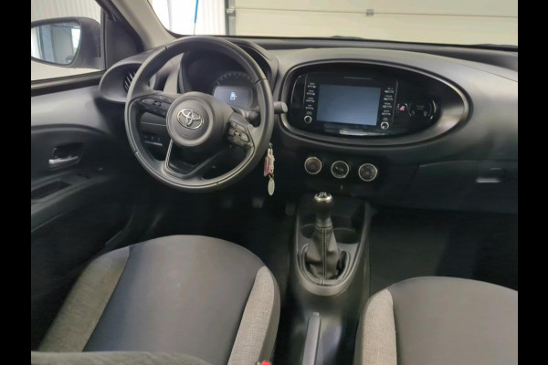 Toyota Aygo X 1.0 VVT-i MT Play Airco Navi Carplay PDC + Camera Achter Cruise Control