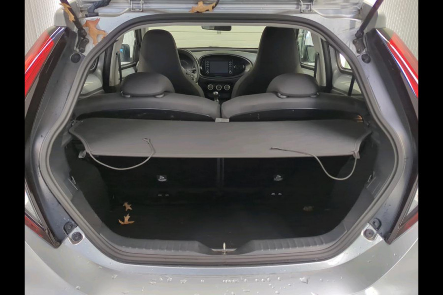 Toyota Aygo X 1.0 VVT-i MT Play Airco Navi Carplay PDC + Camera Achter Cruise Control