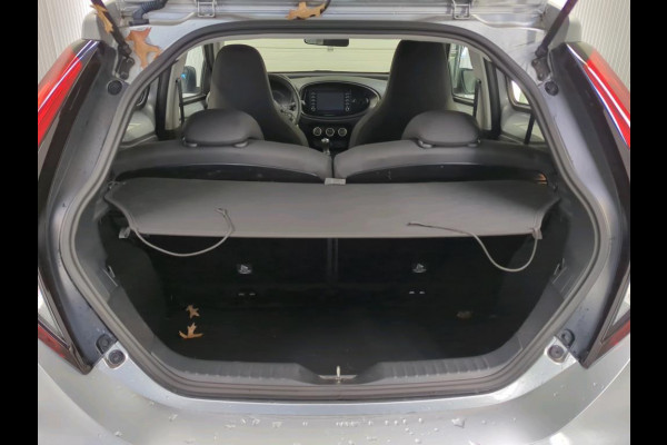Toyota Aygo X 1.0 VVT-i MT Play Airco Navi Carplay PDC + Camera Achter Cruise Control