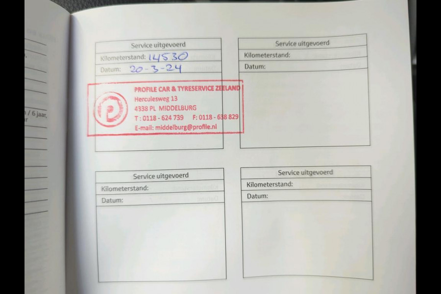 Toyota Aygo X 1.0 VVT-i MT Play Airco Navi Carplay PDC + Camera Achter Cruise Control