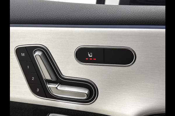 Mercedes-Benz A-Klasse 250 e Business Solution AMG | AMG Line Plus pakket | Nightpakket | Antidiefstalpakket URBAN GUARD PLUS | Augmented Reality Navigation | 360°-camera | Memorypakket | Head-up display |