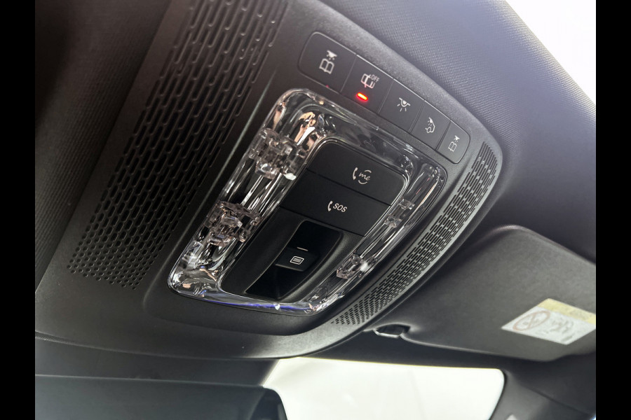 Mercedes-Benz A-Klasse 250 e Business Solution AMG | AMG Line Plus pakket | Nightpakket | Antidiefstalpakket URBAN GUARD PLUS | Augmented Reality Navigation | 360°-camera | Memorypakket | Head-up display |