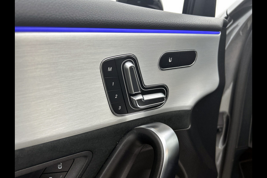 Mercedes-Benz A-Klasse 250 e Business Solution AMG | AMG Line Plus pakket | Nightpakket | Antidiefstalpakket URBAN GUARD PLUS | Augmented Reality Navigation | 360°-camera | Memorypakket | Head-up display |