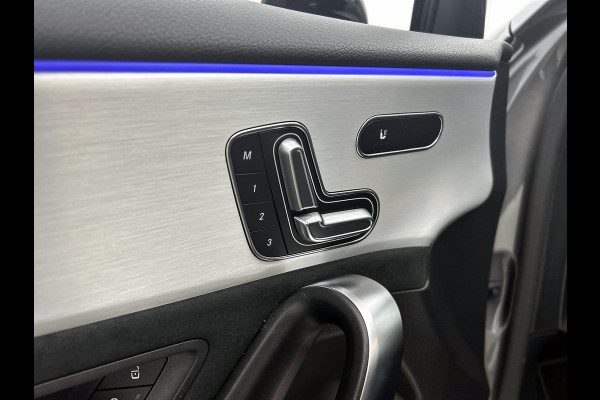 Mercedes-Benz A-Klasse 250 e Business Solution AMG | AMG Line Plus pakket | Nightpakket | Antidiefstalpakket URBAN GUARD PLUS | Augmented Reality Navigation | 360°-camera | Memorypakket | Head-up display |