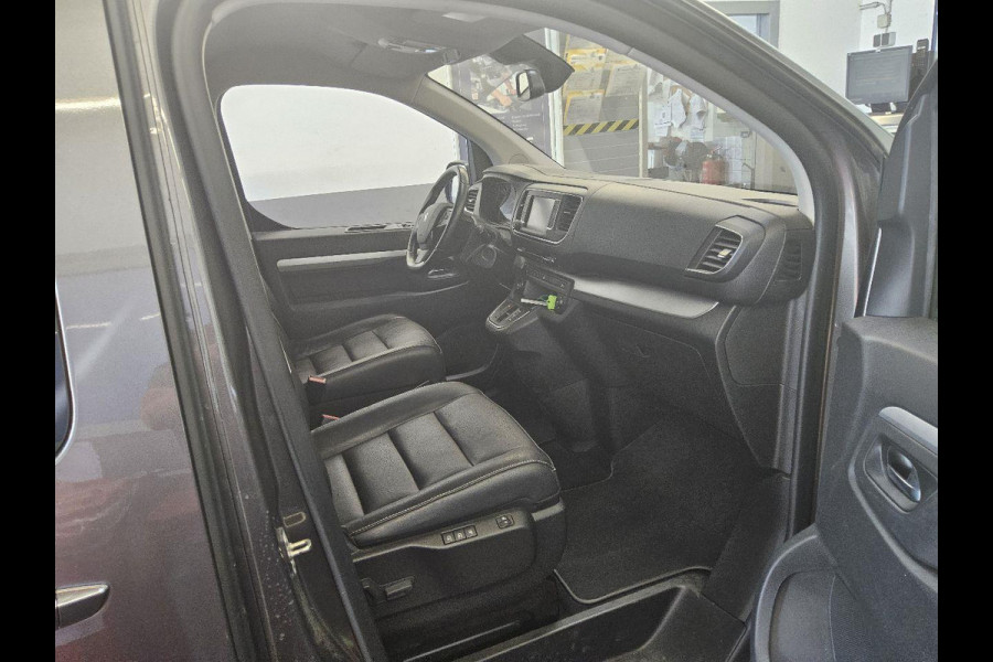 Peugeot e-Traveller Long (L3) 75 kWh Allure 136 Panorama Glasdak, bekleding leer, 7 zitplaatsen Wordt verwacht
