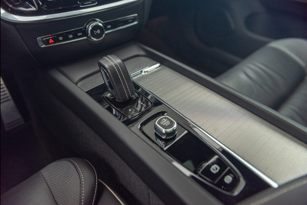 Volvo V60 B3 Aut. R-Design Stoelverwarming Leder Panoramadak 163pk