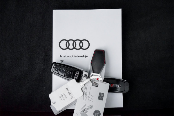 Audi Q8 4.0 TFSI RS Q8 Quattro Dynamic+ Keramisch Pano B&O Trekhaak Alcantara 23"