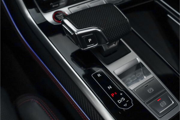 Audi Q8 4.0 TFSI RS Q8 Quattro Dynamic+ Keramisch Pano B&O Trekhaak Alcantara 23"