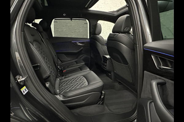 Audi Q7 60 462pk S Competition | Carbon Pack | 360 Camera | RS-Leder | ACC | Panorama | Laser-LED | Trekhaak | B&O Sound | 10-2023 | Nw.Pr; 133000,= | Keyless-Entry | Luchtvering | 22'' | Memory | Stoelverwarming V+A | Stuurverwarming | Stand Kachel | Zonwering | Carplay.