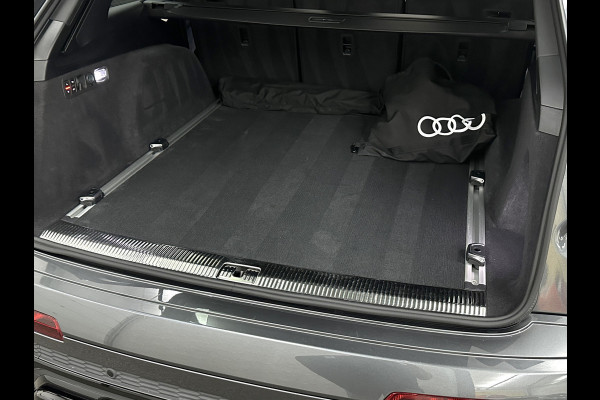 Audi Q7 60 462pk S Competition | Carbon Pack | 360 Camera | RS-Leder | ACC | Panorama | Laser-LED | Trekhaak | B&O Sound | 10-2023 | Nw.Pr; 133000,= | Keyless-Entry | Luchtvering | 22'' | Memory | Stoelverwarming V+A | Stuurverwarming | Stand Kachel | Zonwering | Carplay.