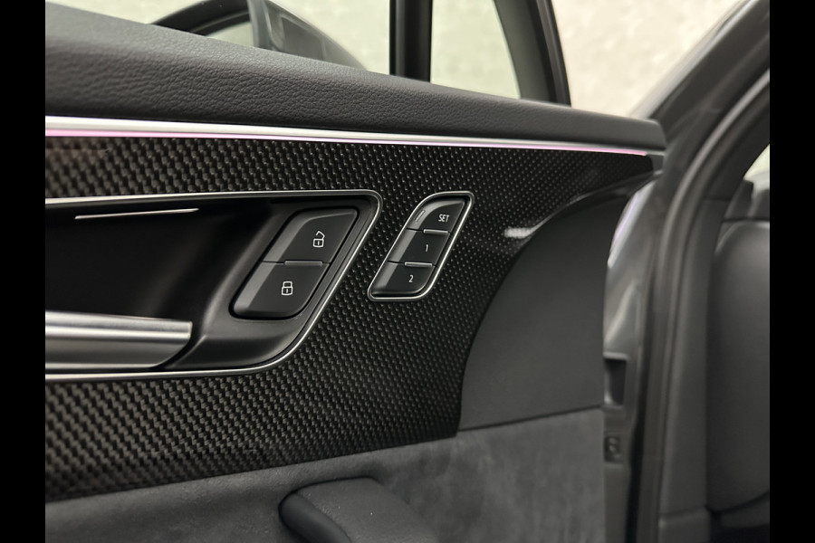 Audi Q7 60 462pk S Competition | Carbon Pack | 360 Camera | RS-Leder | ACC | Panorama | Laser-LED | Trekhaak | B&O Sound | 10-2023 | Nw.Pr; 133000,= | Keyless-Entry | Luchtvering | 22'' | Memory | Stoelverwarming V+A | Stuurverwarming | Stand Kachel | Zonwering | Carplay.