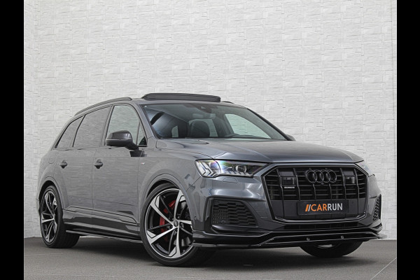 Audi Q7 60 462pk S Competition | Carbon Pack | 360 Camera | RS-Leder | ACC | Panorama | Laser-LED | Trekhaak | B&O Sound | 10-2023 | Nw.Pr; 133000,= | Keyless-Entry | Luchtvering | 22'' | Memory | Stoelverwarming V+A | Stuurverwarming | Stand Kachel | Zonwering | Carplay.