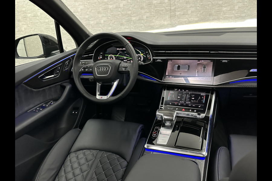 Audi Q7 60 462pk S Competition | Carbon Pack | 360 Camera | RS-Leder | ACC | Panorama | Laser-LED | Trekhaak | B&O Sound | 10-2023 | Nw.Pr; 133000,= | Keyless-Entry | Luchtvering | 22'' | Memory | Stoelverwarming V+A | Stuurverwarming | Stand Kachel | Zonwering | Carplay.