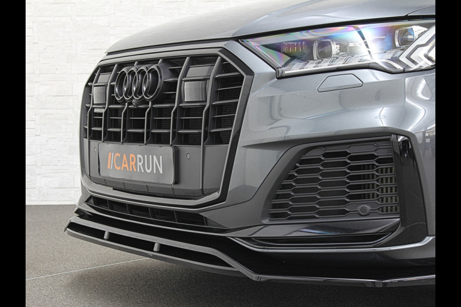 Audi Q7 60 462pk S Competition | Carbon Pack | 360 Camera | RS-Leder | ACC | Panorama | Laser-LED | Trekhaak | B&O Sound | 10-2023 | Nw.Pr; 133000,= | Keyless-Entry | Luchtvering | 22'' | Memory | Stoelverwarming V+A | Stuurverwarming | Stand Kachel | Zonwering | Carplay.