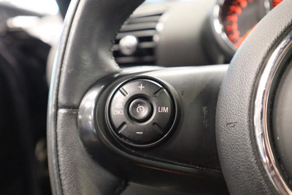 MINI Clubman 1.5 Cooper Business Edition Cruise/Climate panoramadak Navi Luxe Leder