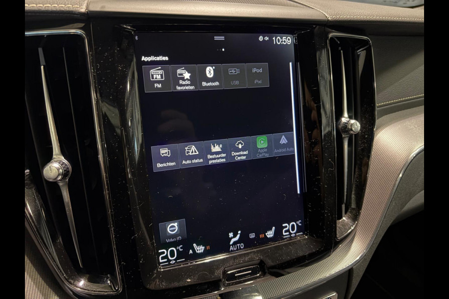 Volvo XC60 T8 R-Design ACC Schuif-kanteldak Parkeercamera Stoelverwarming 390pk