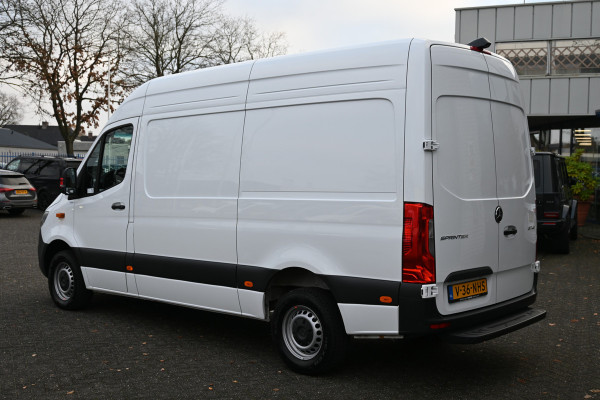 Mercedes-Benz Sprinter 317 CDI L2H2 Pro LED, Geveerde stoel, MBUX Navigatie, Aflegvak boven hemel