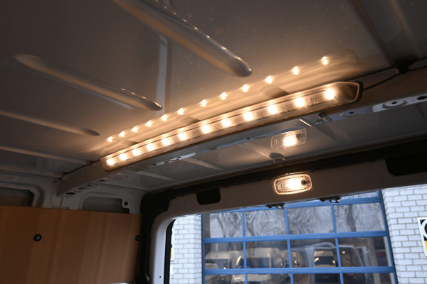 Mercedes-Benz Sprinter 317 CDI L2H2 Pro LED, Geveerde stoel, MBUX Navigatie, Aflegvak boven hemel