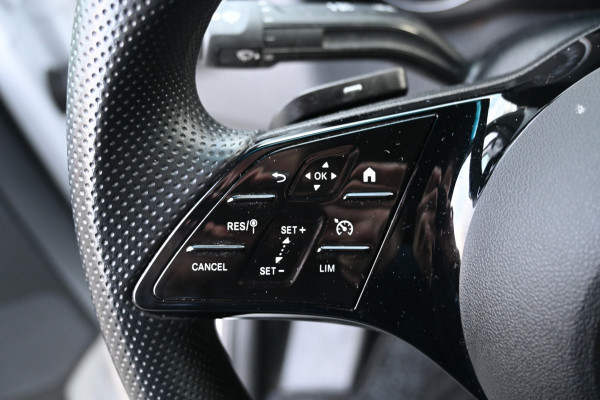 Mercedes-Benz Sprinter 317 CDI L2H2 Pro LED, Geveerde stoel, MBUX Navigatie, Aflegvak boven hemel