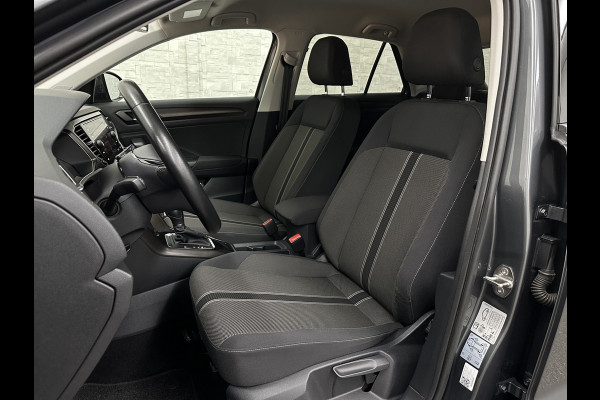 Volkswagen T-Roc 1.5 TSI 150pk DSG | ACC | Origineel NL | BOVAG Garantie | Trekhaak 1500kg | Camera | Lane Assist | Groot Navi | Carplay | Climat Getint Glas | 17'' | Adaptieve Cruise Control | Parkeercamera | Caravantrekker!