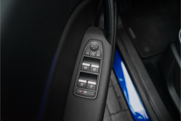 Renault Captur 1.6 E-Tech Plug-in Hybrid 160 Intens Navi ACC Parkeerhulp Camera 17"