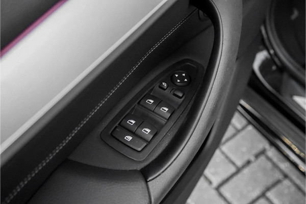 BMW X1 sDrive18i Sportline Aut. HUD Leer 19"