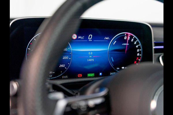 Mercedes-Benz E-Klasse E 300 e 4MATIC AMG Line Advanced Plus | Pano