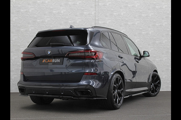 BMW X5 45e M-Stoelen | M-Performance | 360 Camera | ACC | Indiv. Leder | Harman-Kardon | Laser-LED | Keyless-Entry | Stoelventilatie | Head-Up | Memory | 21'' | Sfeerverlichting | Trekhaak | Luchtvering | Rij-Assistent Pro | Carplay | Black-Optic | Draadloos Laden.