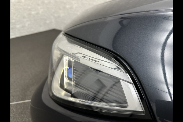 BMW X5 45e M-Stoelen | M-Performance | 360 Camera | ACC | Indiv. Leder | Harman-Kardon | Laser-LED | Keyless-Entry | Stoelventilatie | Head-Up | Memory | 21'' | Sfeerverlichting | Trekhaak | Luchtvering | Rij-Assistent Pro | Carplay | Black-Optic | Draadloos Laden.