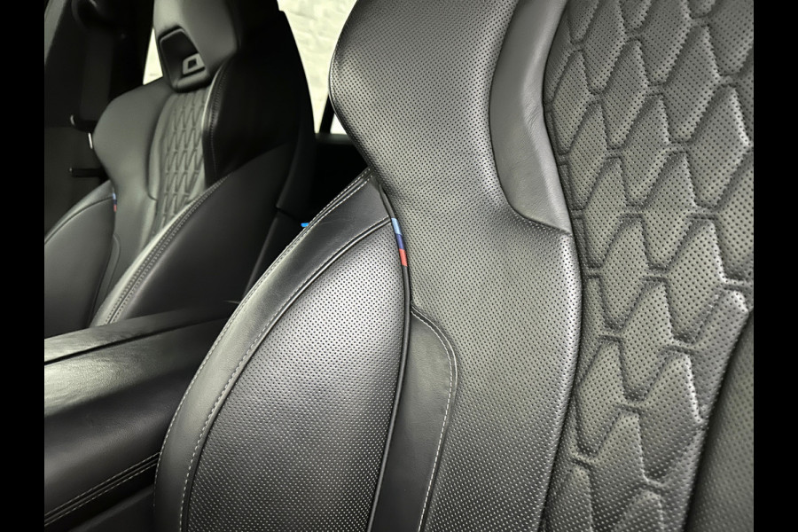 BMW X5 45e M-Stoelen | M-Performance | 360 Camera | ACC | Indiv. Leder | Harman-Kardon | Laser-LED | Keyless-Entry | Stoelventilatie | Head-Up | Memory | 21'' | Sfeerverlichting | Trekhaak | Luchtvering | Rij-Assistent Pro | Carplay | Black-Optic | Draadloos Laden.