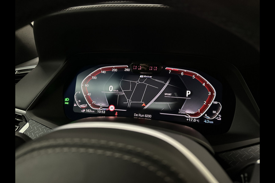 BMW X5 45e M-Stoelen | M-Performance | 360 Camera | ACC | Indiv. Leder | Harman-Kardon | Laser-LED | Keyless-Entry | Stoelventilatie | Head-Up | Memory | 21'' | Sfeerverlichting | Trekhaak | Luchtvering | Rij-Assistent Pro | Carplay | Black-Optic | Draadloos Laden.